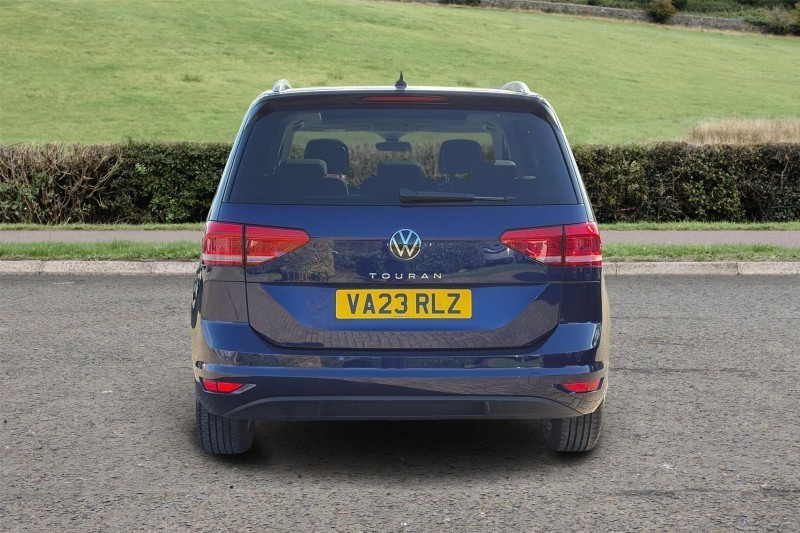 2023 (23) VOLKSWAGEN TOURAN 1.5 TSI EVO SE Family 5dr 5910774