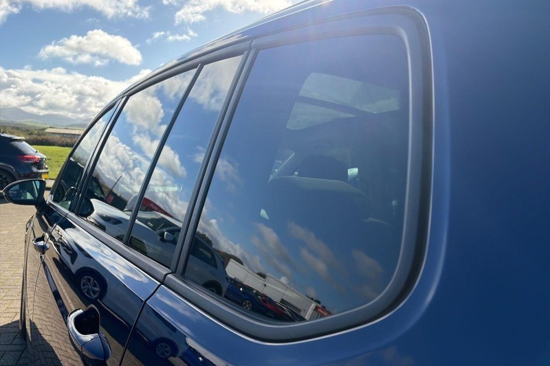 2023 (23) VOLKSWAGEN TOURAN 1.5 TSI EVO SE Family 5dr 5910797
