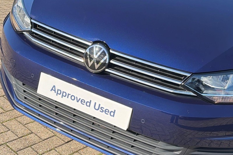 2023 (23) VOLKSWAGEN TOURAN 1.5 TSI EVO SE Family 5dr 5910799
