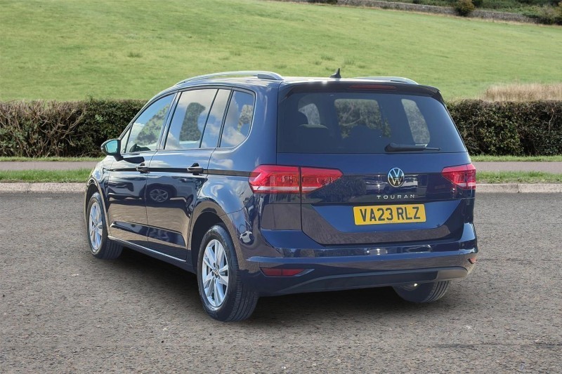 2023 (23) VOLKSWAGEN TOURAN 1.5 TSI EVO SE Family 5dr 5910768