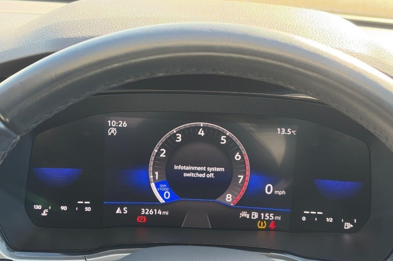 2023 (23) VOLKSWAGEN TOURAN 1.5 TSI EVO SE Family 5dr 5910787