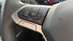 2022 (22) VOLKSWAGEN GOLF 1.5 TSI Style 5dr 5835935