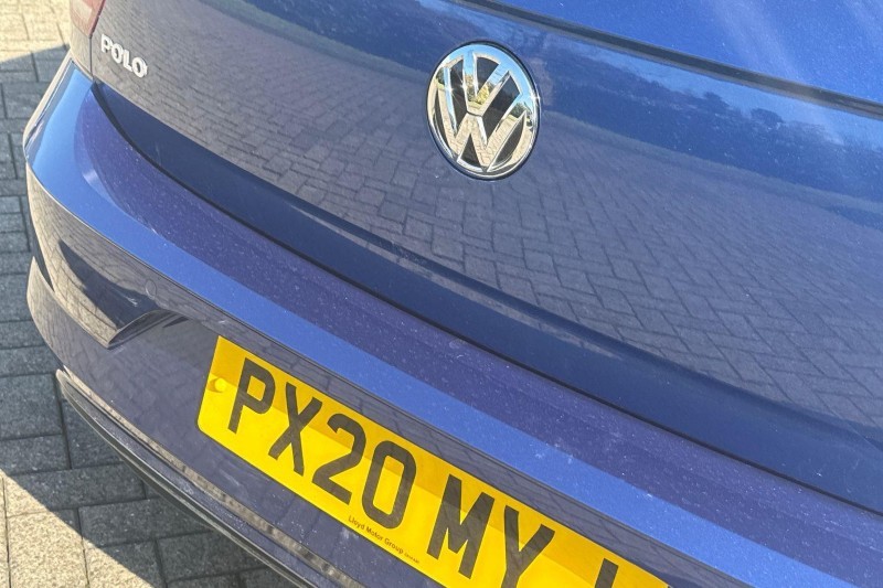 2020 (20) VOLKSWAGEN POLO 1.0 TSI 95 SE 5dr 5886530