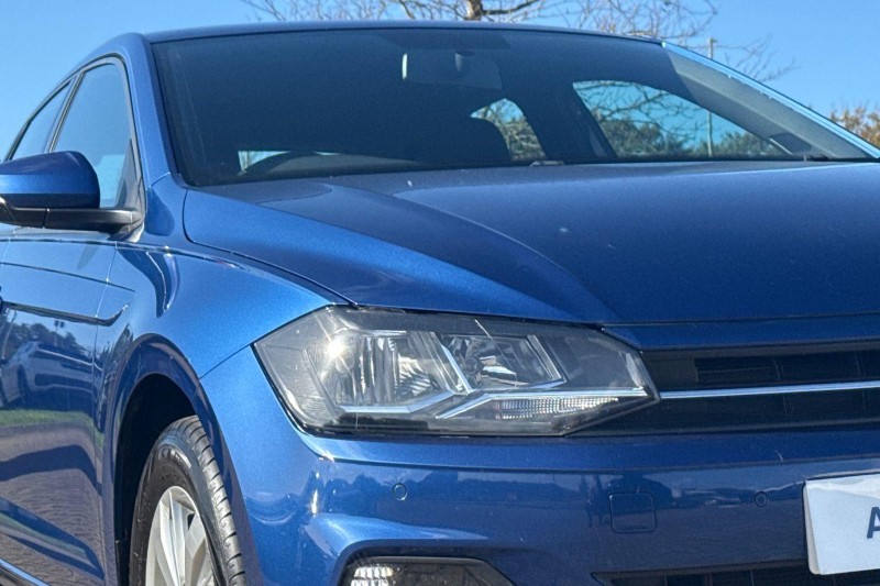 2020 (20) VOLKSWAGEN POLO 1.0 TSI 95 SE 5dr 5886525