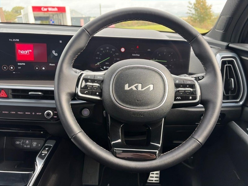 2025 (25) KIA SORENTO 2.2 CRDi 4 5dr DCT 5866002