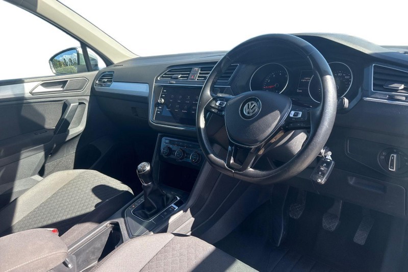 2020 (20) VOLKSWAGEN TIGUAN 1.5 TSi EVO 150 Match 5dr 5857042