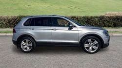 2020 (20) VOLKSWAGEN TIGUAN 1.5 TSi EVO 150 Match 5dr 5857040
