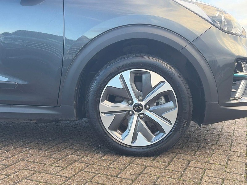 2020 (70) KIA E-NIRO 150kW 3 64kWh 5dr Auto 5919793