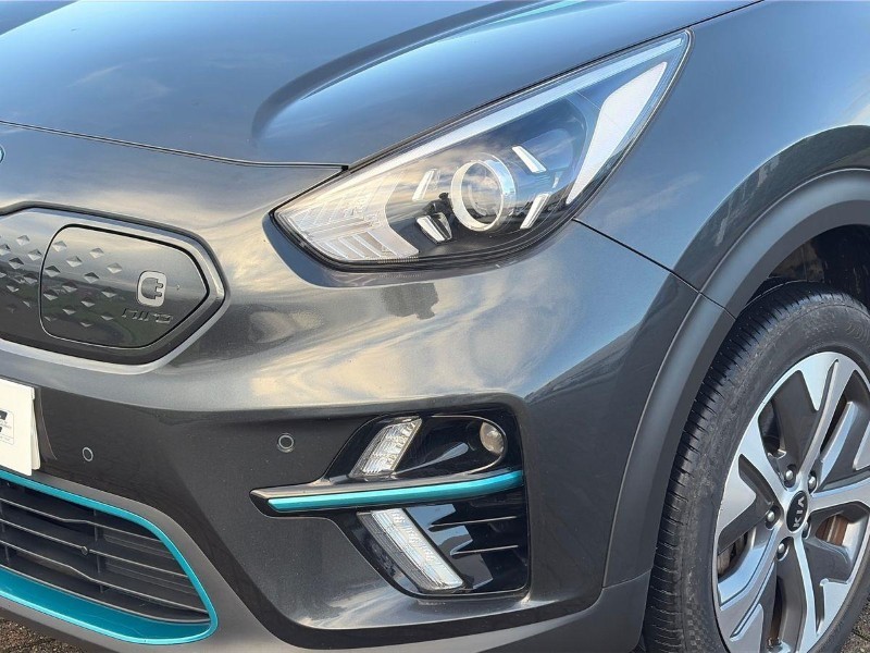 2020 (70) KIA E-NIRO 150kW 3 64kWh 5dr Auto 5919823