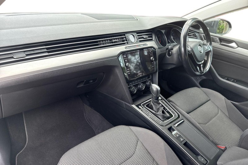 2020 (69) VOLKSWAGEN ARTEON 2.0 TSI SE 5dr DSG 5836927