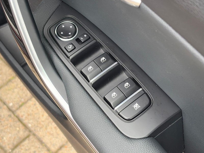 2026 (26) KIA XCEED 1.0T GDi ISG 113 GT-Line 5dr DCT 5858954