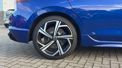 2023 (23) VOLKSWAGEN GOLF 2.0 TSI 320 R 4Motion 5dr DSG 5952500