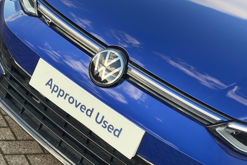 2023 (23) VOLKSWAGEN GOLF 2.0 TSI 320 R 4Motion 5dr DSG 5952530