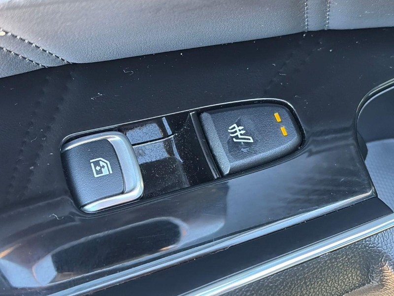 2023 (73) KIA SORENTO 1.6 T-GDi HEV Edition 5dr Auto 5910563