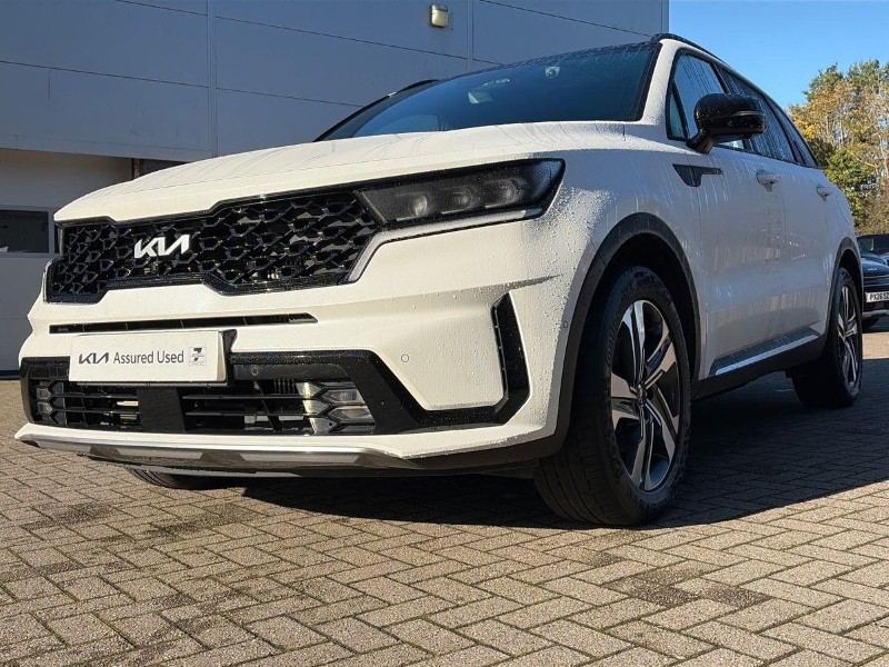 2023 (73) KIA SORENTO 1.6 T-GDi HEV Edition 5dr Auto 5910558