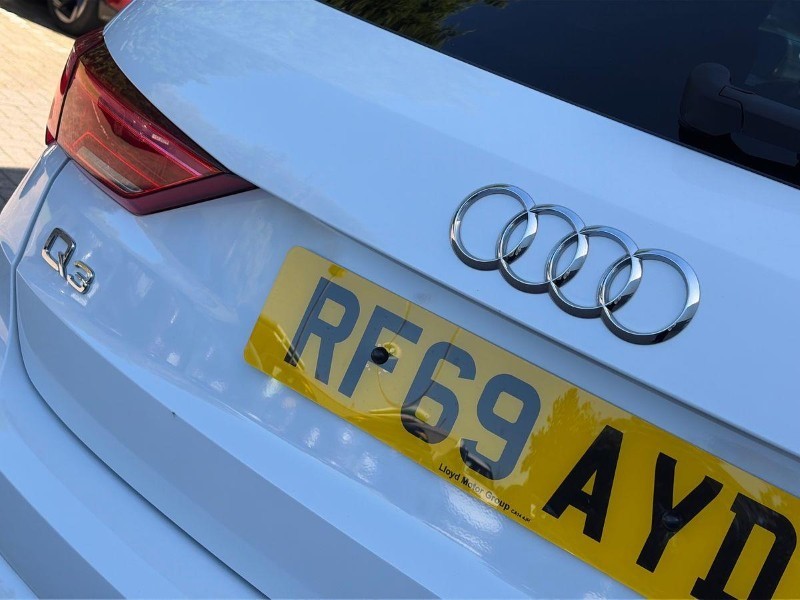 2020 (69) AUDI Q3 35 TFSI S Line 5dr 5886494