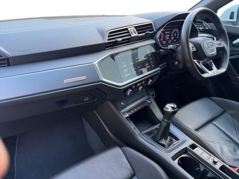 2020 (69) AUDI Q3 35 TFSI S Line 5dr 1