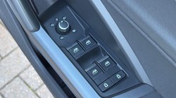 2020 (69) AUDI Q3 35 TFSI S Line 5dr 5886469