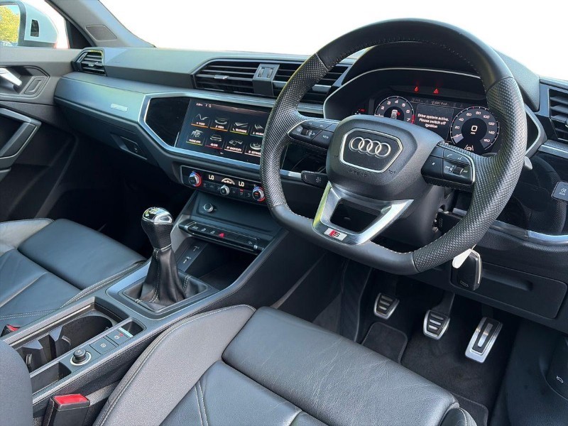 2020 (69) AUDI Q3 35 TFSI S Line 5dr 5886461