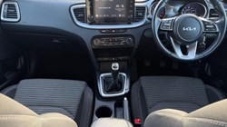 2023 (23) KIA XCEED 1.5T GDi ISG 2 5dr 5884401