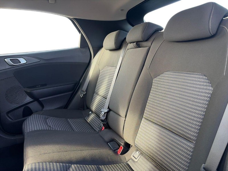 2023 (23) KIA XCEED 1.5T GDi ISG 2 5dr 5884398