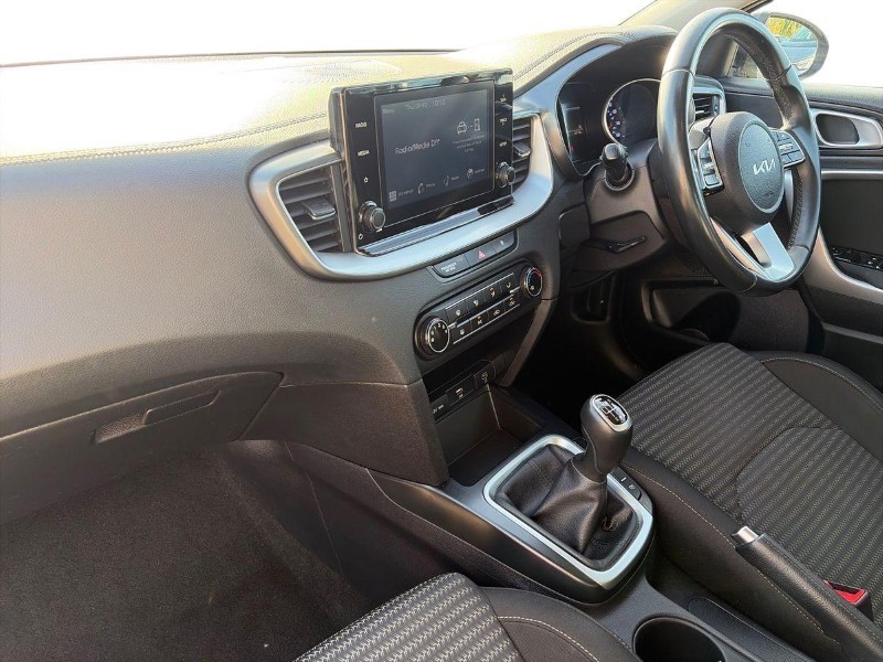 2023 (23) KIA XCEED 1.5T GDi ISG 2 5dr 5884392