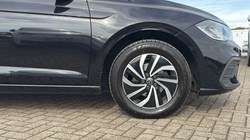 2023 (72) VOLKSWAGEN POLO 1.0 TSI Life 5dr 5875024