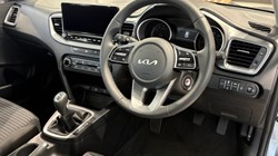 KIA XCEED 1.5T GDi ISG 138 2 5dr 4700072