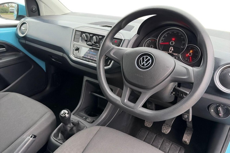 2022 (22) VOLKSWAGEN UP 1.0 65PS Up 5dr 5924646