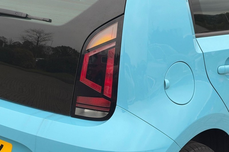 2022 (22) VOLKSWAGEN UP 1.0 65PS Up 5dr 5924673