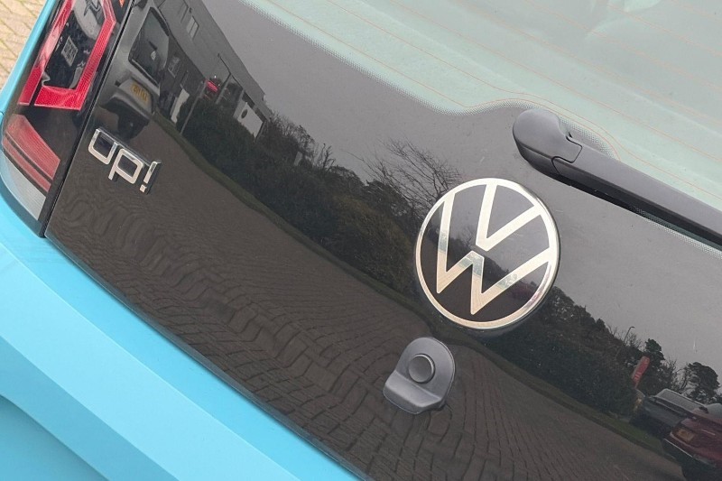 2022 (22) VOLKSWAGEN UP 1.0 65PS Up 5dr 5924675