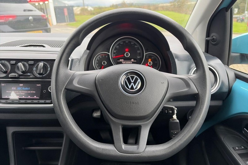 2022 (22) VOLKSWAGEN UP 1.0 65PS Up 5dr 5924658