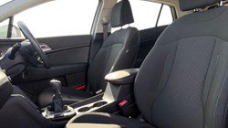 2025 (75) KIA SPORTAGE 1.6T GDi 157 48V ISG 2 5dr 5870759