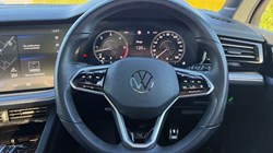 2023 (23) VOLKSWAGEN TOUAREG 3.0 V6 TDI 4Motion Black Edition 5dr Tip Auto 5915042