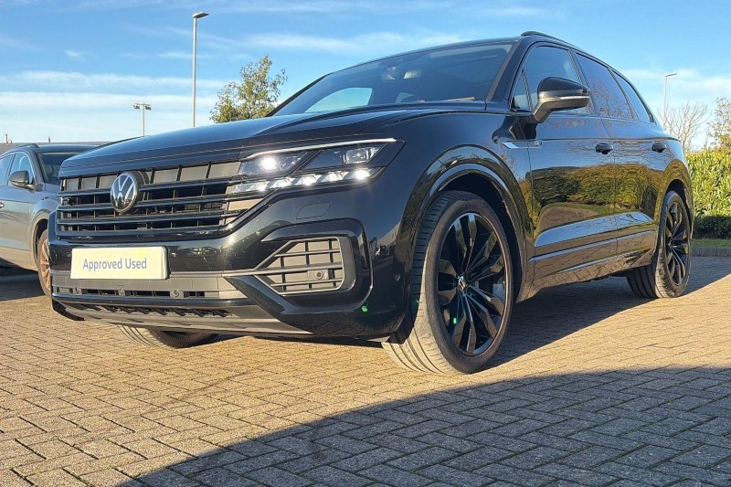 2023 (23) VOLKSWAGEN TOUAREG 3.0 V6 TDI 4Motion Black Edition 5dr Tip Auto 5915062