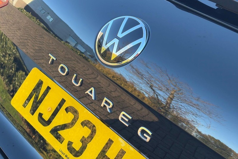 2023 (23) VOLKSWAGEN TOUAREG 3.0 V6 TDI 4Motion Black Edition 5dr Tip Auto 5915065