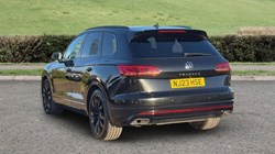 2023 (23) VOLKSWAGEN TOUAREG 3.0 V6 TDI 4Motion Black Edition 5dr Tip Auto 5915026