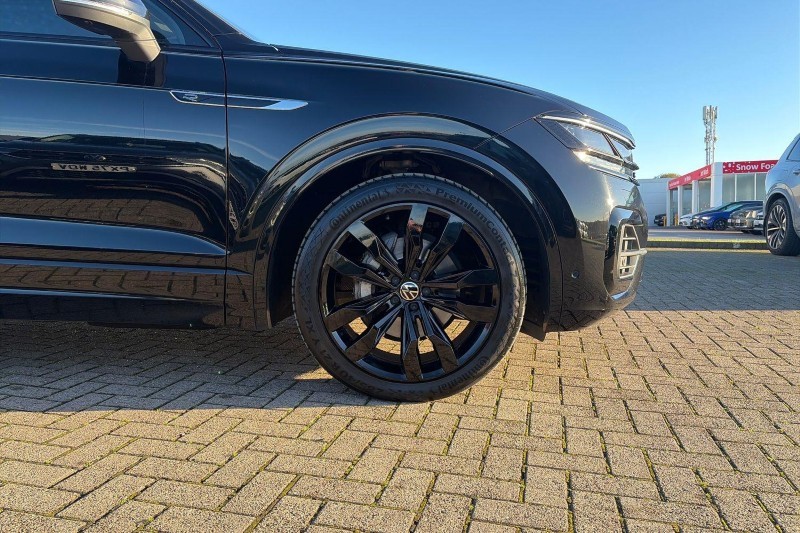 2023 (23) VOLKSWAGEN TOUAREG 3.0 V6 TDI 4Motion Black Edition 5dr Tip Auto 5915028
