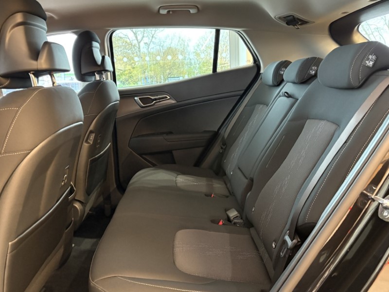  KIA SPORTAGE 1.6T GDi HEV Pure 5dr Auto 4696028