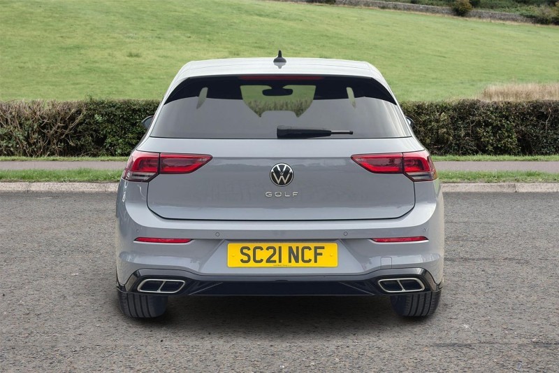 2021 (21) VOLKSWAGEN GOLF 1.5 TSI R-Line 5dr 5906648