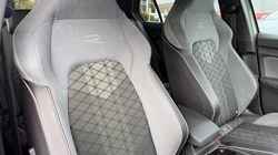 2021 (21) VOLKSWAGEN GOLF 1.5 TSI R-Line 5dr 5906656