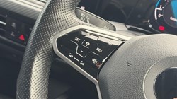 2021 (21) VOLKSWAGEN GOLF 1.5 TSI R-Line 5dr 5906658