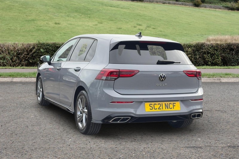 2021 (21) VOLKSWAGEN GOLF 1.5 TSI R-Line 5dr 5906642