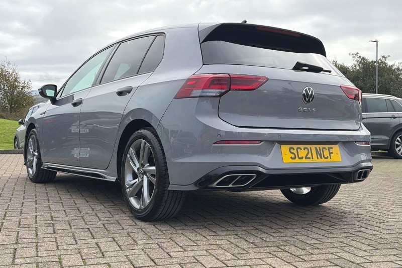 2021 (21) VOLKSWAGEN GOLF 1.5 TSI R-Line 5dr 5906677