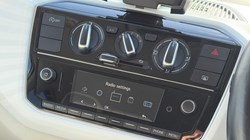 2019 (69) VOLKSWAGEN UP 1.0 Up Beats 5dr 5877850
