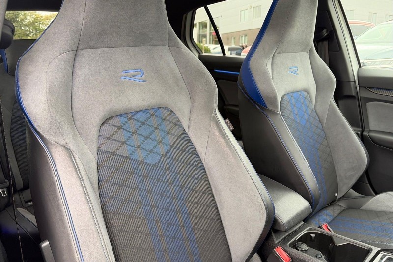 2023 (73) VOLKSWAGEN GOLF 2.0 TSI 320 R 4Motion 5dr DSG 5898712