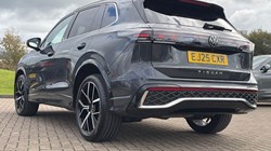 2025 (25) VOLKSWAGEN TIGUAN 2.0 TDI R-Line 5dr DSG 5922512