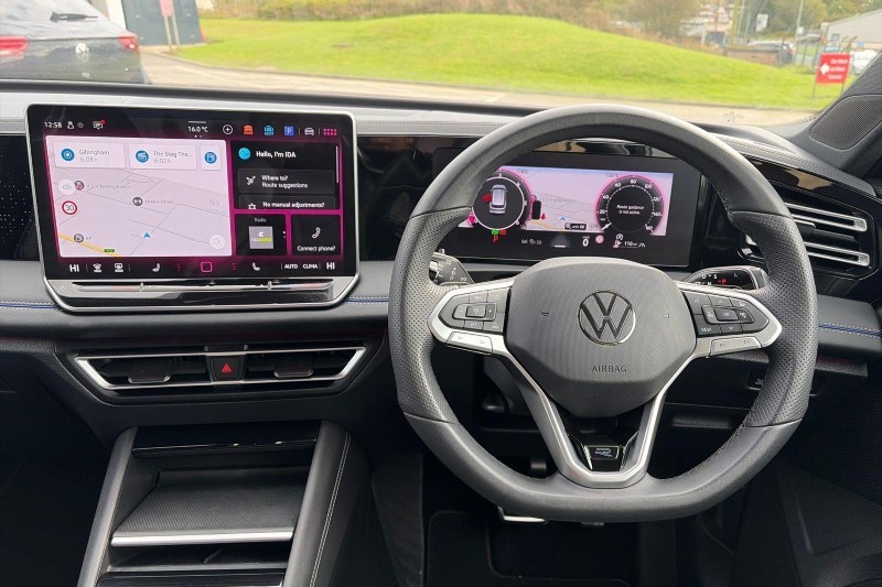 2025 (25) VOLKSWAGEN TIGUAN 2.0 TDI R-Line 5dr DSG 5922494