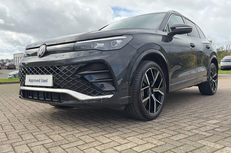 2025 (25) VOLKSWAGEN TIGUAN 2.0 TDI R-Line 5dr DSG 5922510