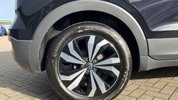 2023 (73) VOLKSWAGEN T-CROSS 1.0 TSI Black Edition 5dr 5936333